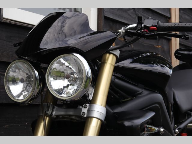 triumph - street-triple