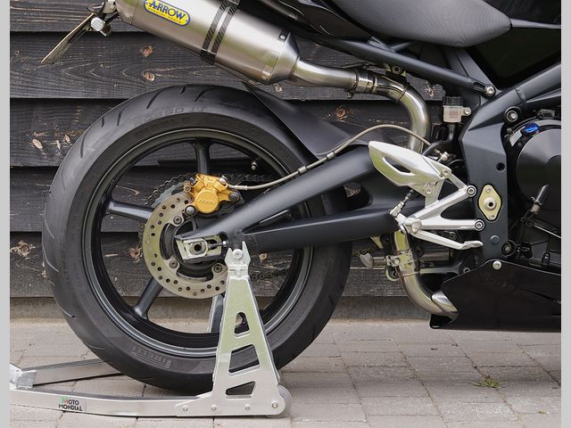triumph - street-triple