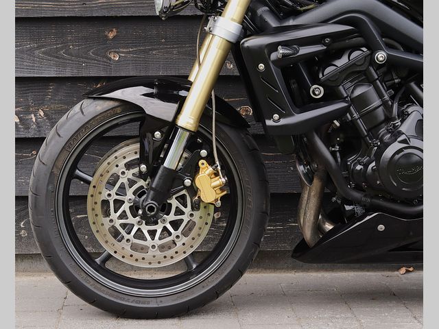 triumph - street-triple