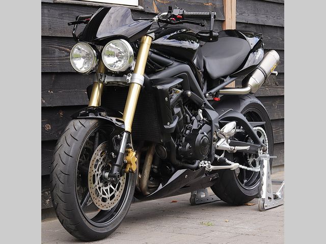triumph - street-triple