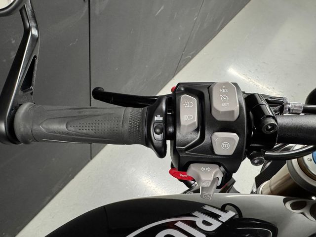 triumph - speed-triple-1200-rs