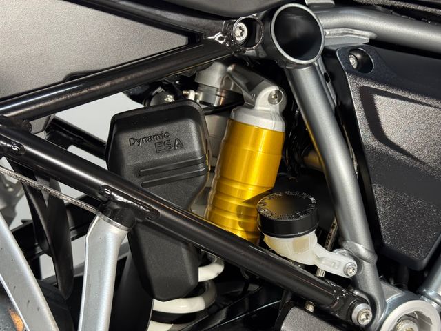 bmw - r-1200-gs-adventure-triple-black