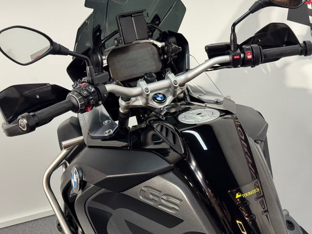 bmw - r-1200-gs-adventure-triple-black
