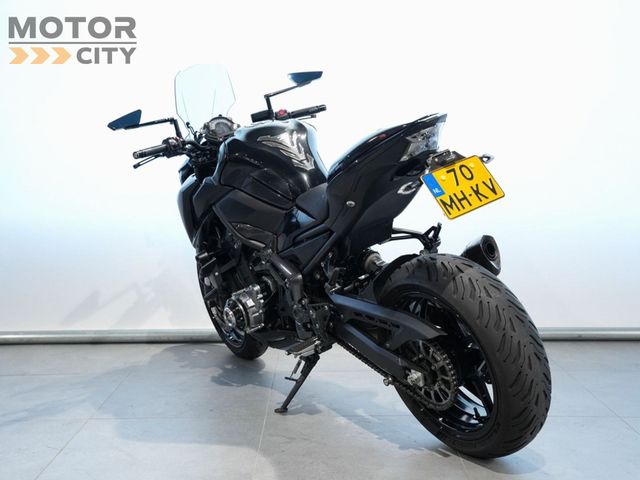 kawasaki - z900