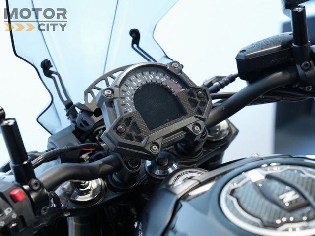 kawasaki - z900