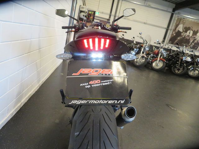 ktm - 1290-super-duke-r