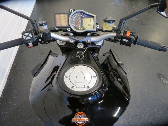 ktm - 1290-super-duke-r