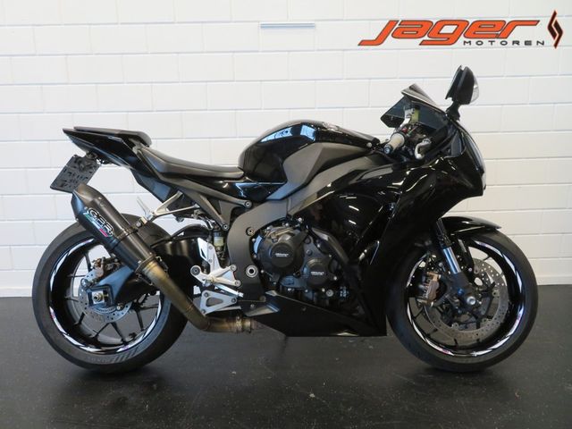 honda - cbr-1000-rr-fireblade