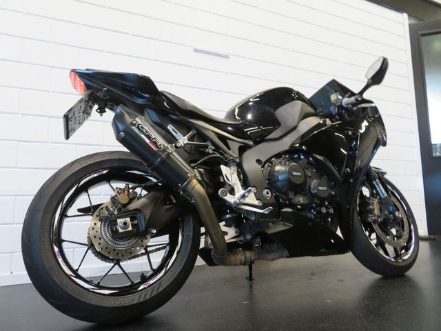 honda - cbr-1000-rr-fireblade