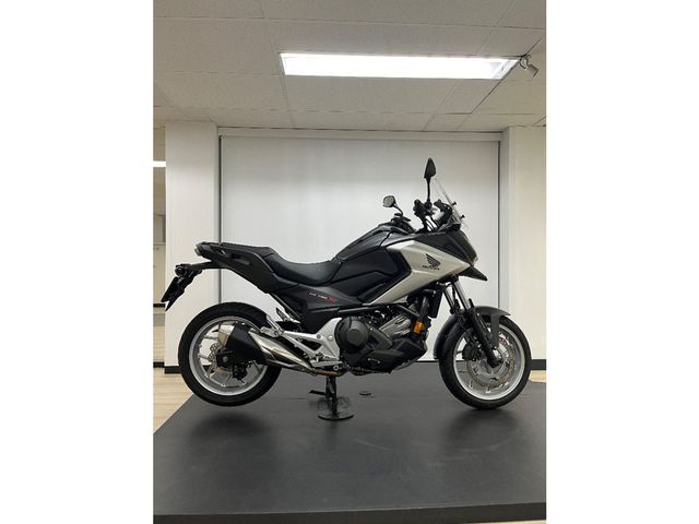 honda - nc-750-x-dct