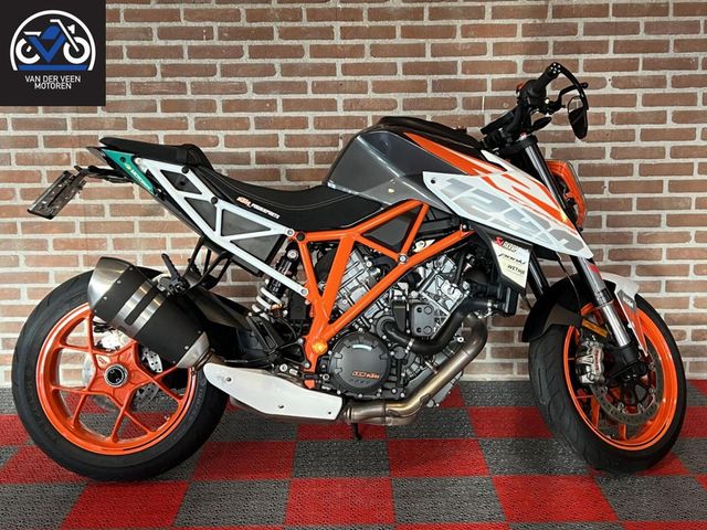 ktm - 1290-super-duke-r