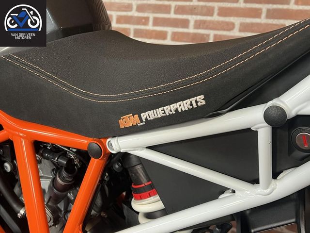 ktm - 1290-super-duke-r