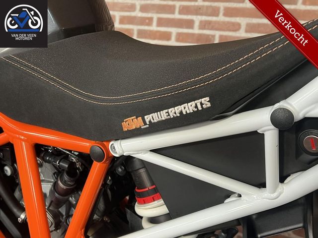 ktm - 1290-super-duke-r