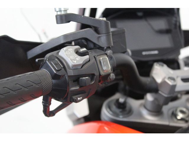 suzuki - v-strom-1050-a