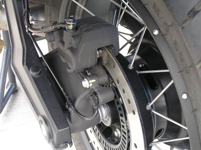 moto-guzzi - v-85-tt