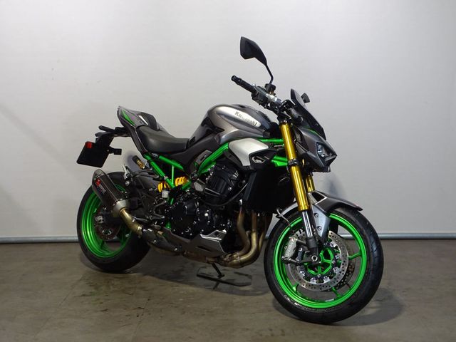 kawasaki - z900