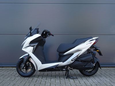 KYMCO X-TOWN ST 250I – foto 4