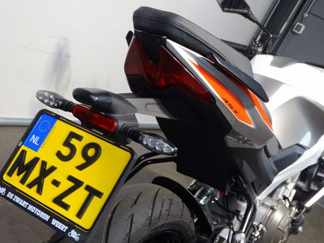 aprilia - tuono-457