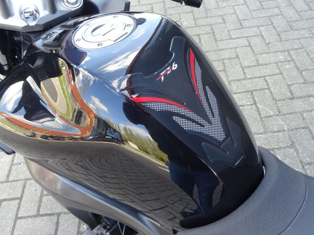 yamaha - fz-6-fazer-s2