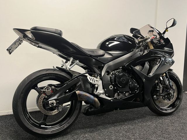 suzuki - gsx-r-600