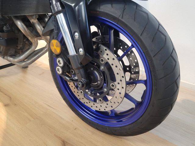 yamaha - tracer-900-abs
