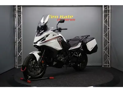 HONDA NT 1100 DCT – foto 4
