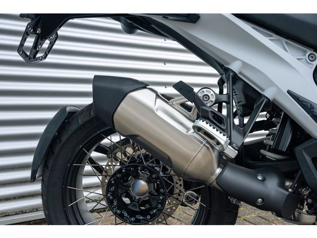 bmw - r-1300-gs