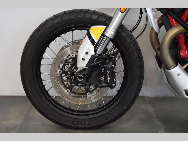 moto-guzzi - v-85-tt
