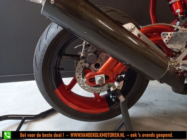 honda - cbr-900-rr-fireblade