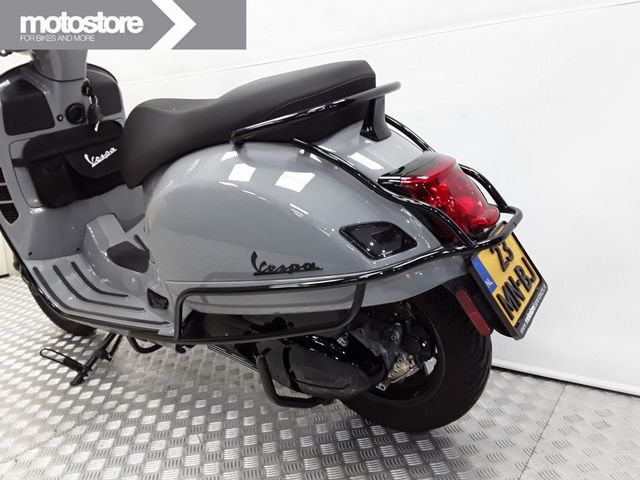 vespa - gts-super-tech-300