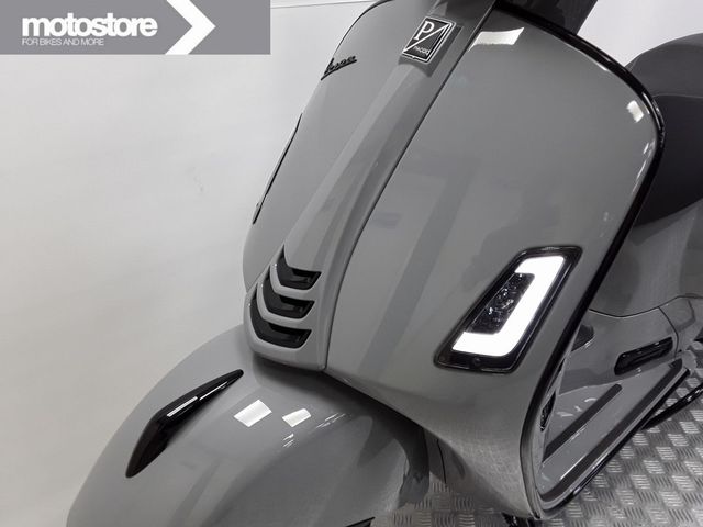 vespa - gts-super-tech-300