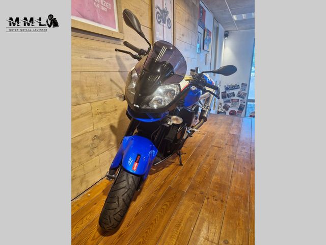 aprilia - tuono-1000-r