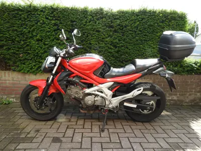 SUZUKI GLADIUS ABS – foto 4