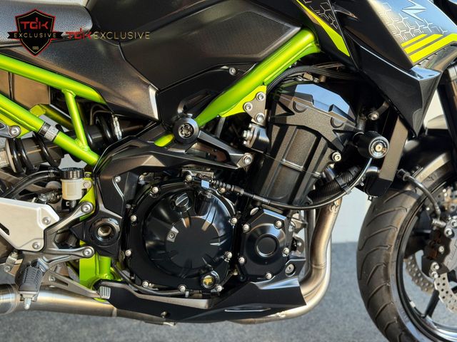 kawasaki - z900
