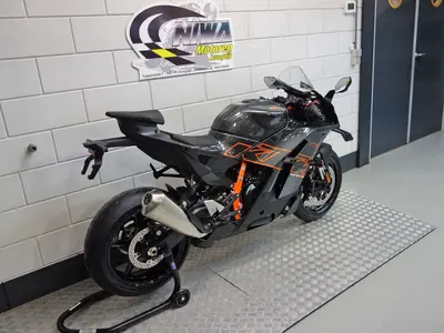 KTM 990 RC R – foto 2