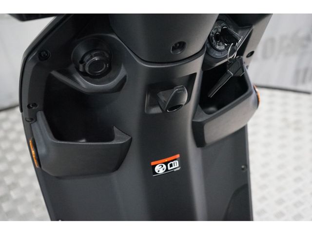 suzuki - address-125