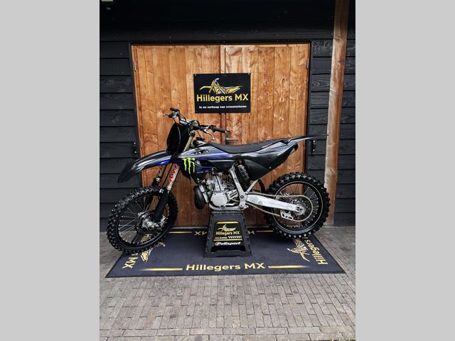 yamaha - yz-250-monster-energy-yamaha-racing-edition