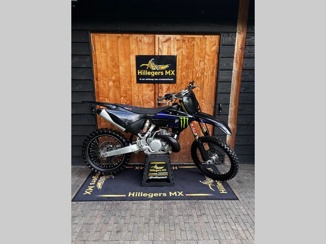 yamaha - yz-250-monster-energy-yamaha-racing-edition