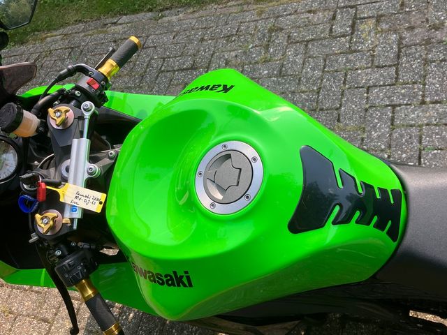 kawasaki - zx-10r-ninja