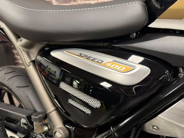 triumph - speed-400