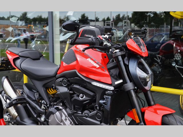 ducati - monster