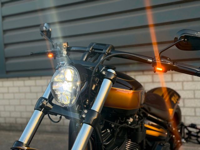 harley-davidson - softail-breakout-114