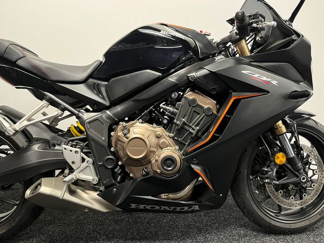 honda - cbr-650-r
