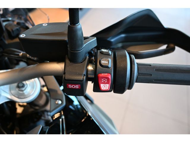 bmw - f-900-gs