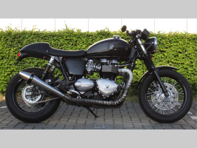 triumph - thruxton-900
