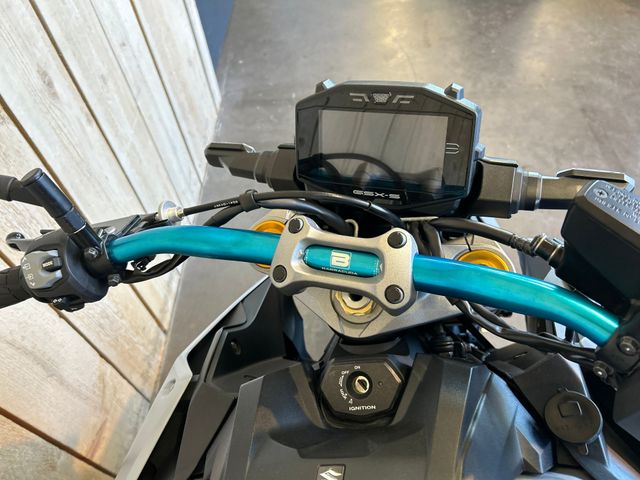 suzuki - gsx-s-1000-abs