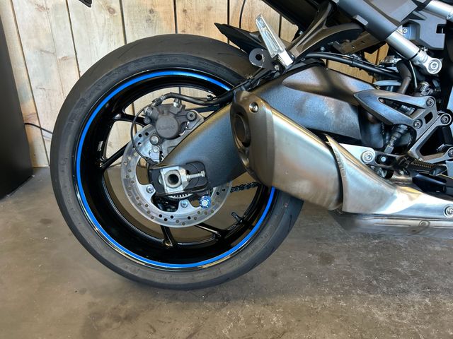 suzuki - gsx-s-1000-abs
