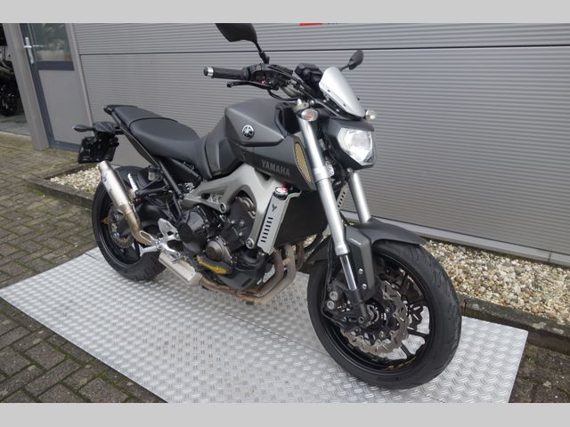 yamaha - mt-09-abs