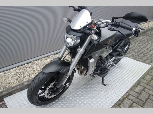 yamaha - mt-09-abs