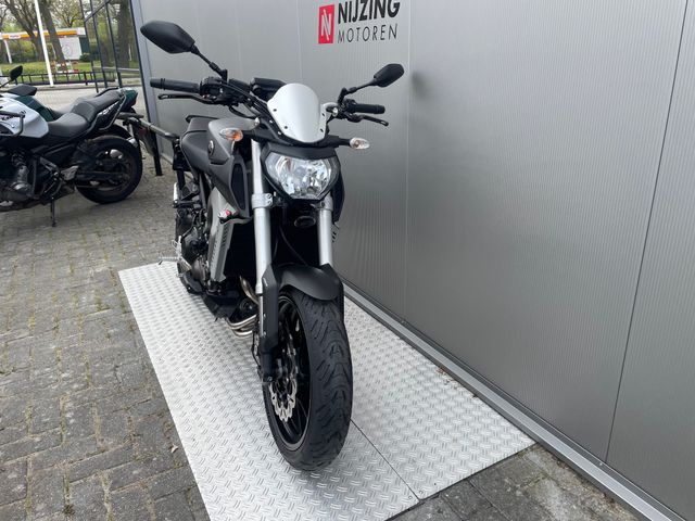 yamaha - mt-09-abs